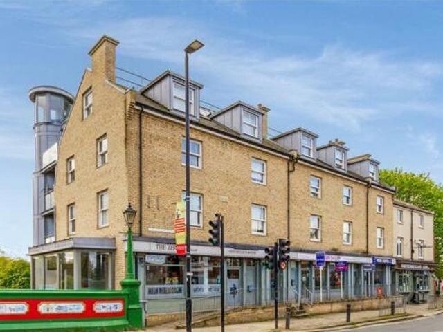 House for sale in Brentford End, Greater London