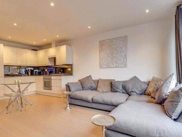 House for sale in Navestock Side, Essex