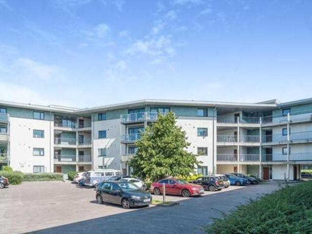 House for sale in Navestock Side, Essex