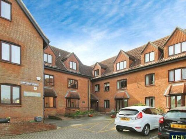 House for sale in Hutton, Navestock Side
