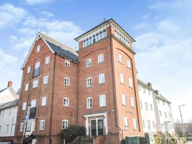 House for sale in Navestock Side