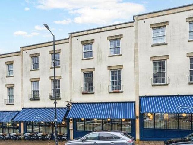 House for sale in Feckenham, City Of Bristol