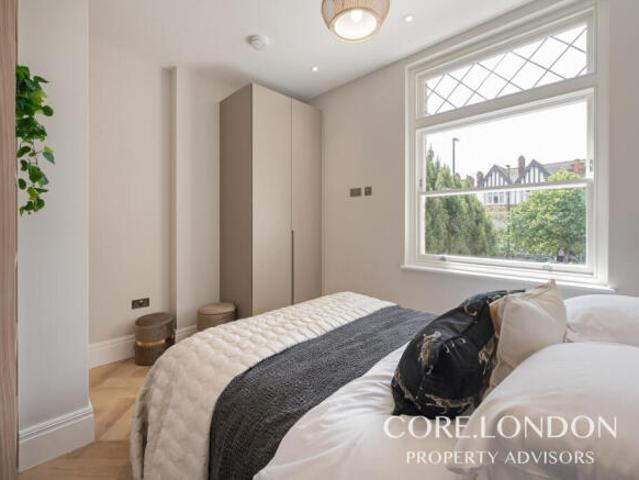 Apartment for sale in Greater London
