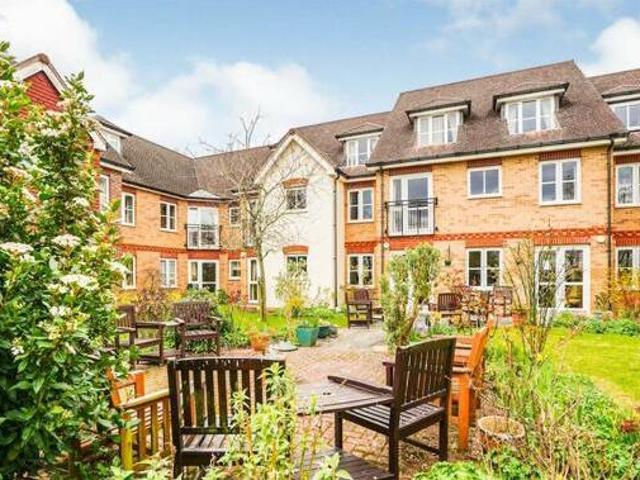 House for sale in Brackley, West Northamptonshire