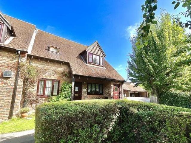 House for sale in Lyons, Greater London