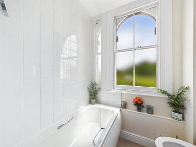Apartment for sale in The Dales, Key Street