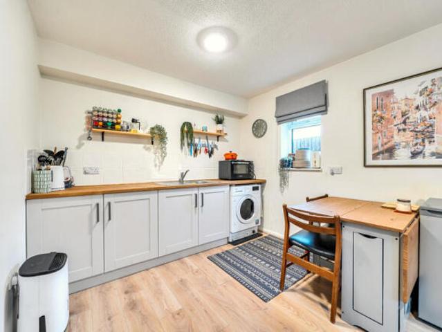 Apartment for sale in Red Hill, Worcestershire