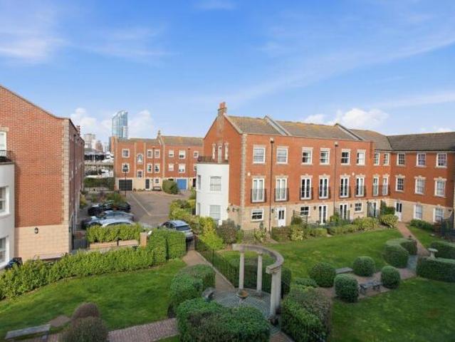 Apartment for sale in Old Portsmouth, City Of Portsmouth