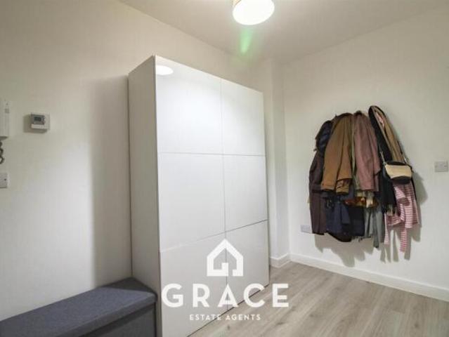 Apartment for sale in Key Street, Suffolk