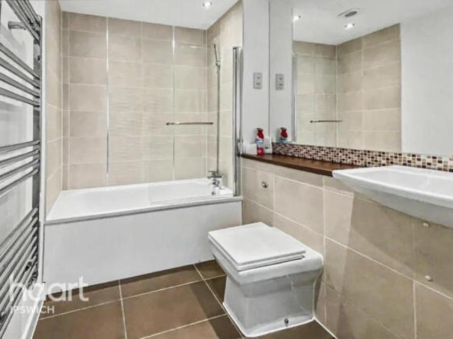 Apartment for sale in Stoke, Ipswich