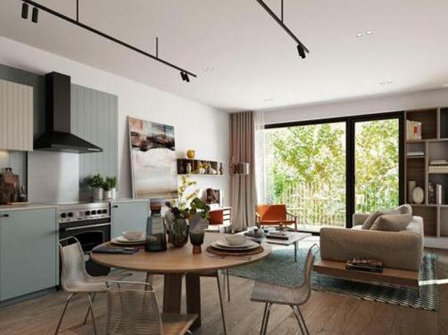House for sale in Brentford End, Greater London