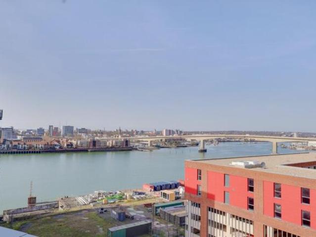 Apartment for sale in Woolston, Warrington