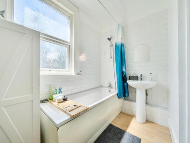 Apartment for sale in Abbey Wood, Greater London