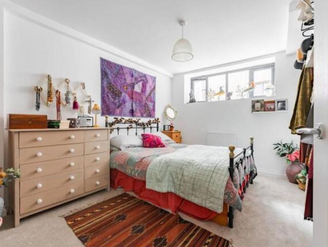 Apartment for sale in East Bank, Norfolk