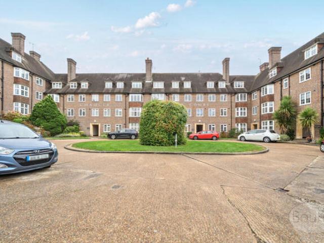 Apartment for sale in Westborough, Surrey