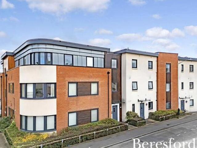 House for sale in Moulsham, Chelmsford