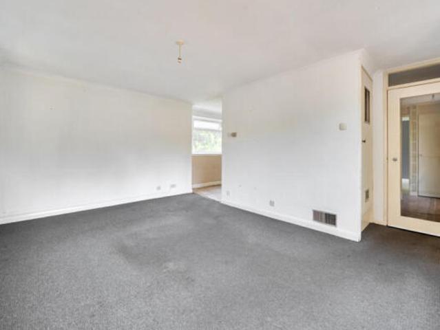 Apartment for sale in Broadwater Down, Sandown Park