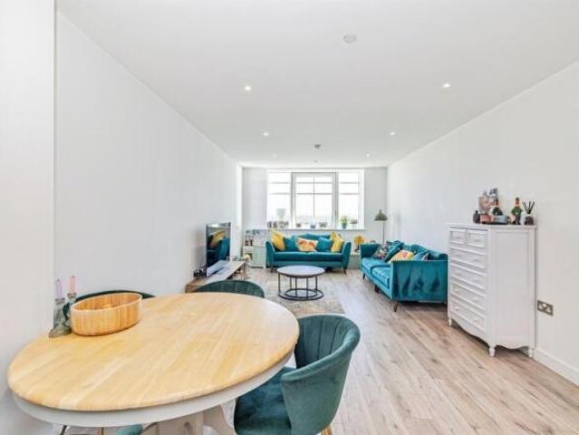 Apartment for sale in North Watford