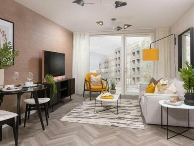 House for sale in Row Town, Surrey