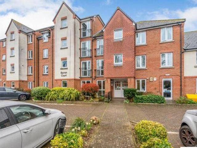 House for sale in Littlecote, West Sussex