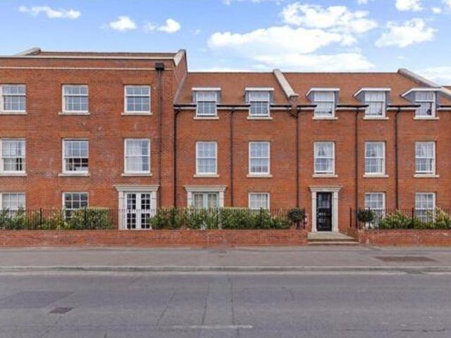 House for sale in Chichester, Littlecote
