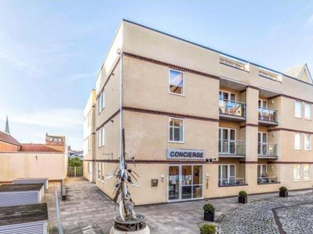 House for sale in Chichester, Littlecote