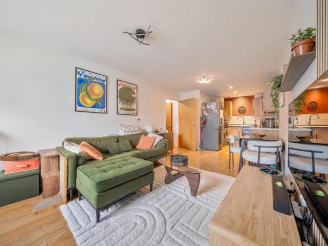 Apartment for sale in Orpington, Greater London