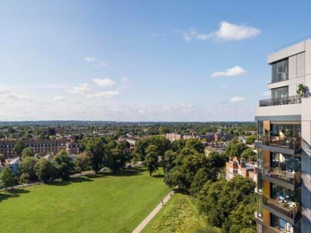 Apartment for sale in Chiswick, Greater London
