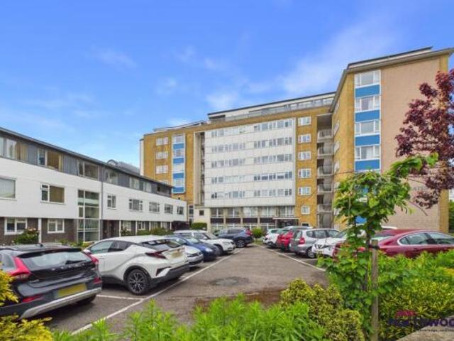 Apartment for sale in Eastbourne, East Sussex