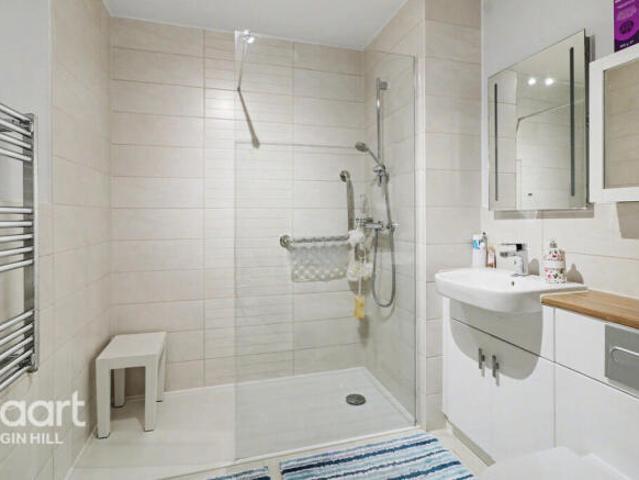 Apartment for sale in Biggin Hill, Greater London