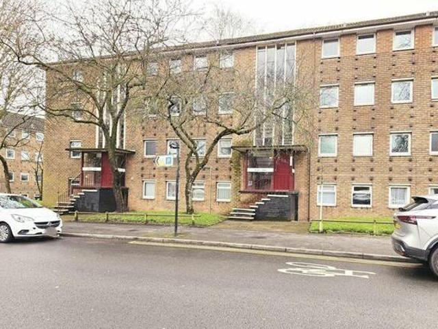 House for sale in Driffold, Birmingham