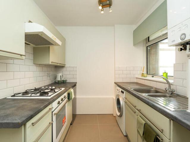 Apartment for sale in London Borough of Haringey, Greater London