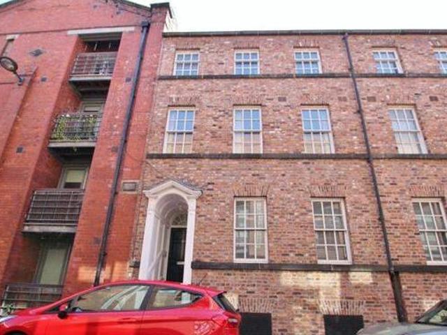 House for sale in Birkenhead, Liverpool City Region