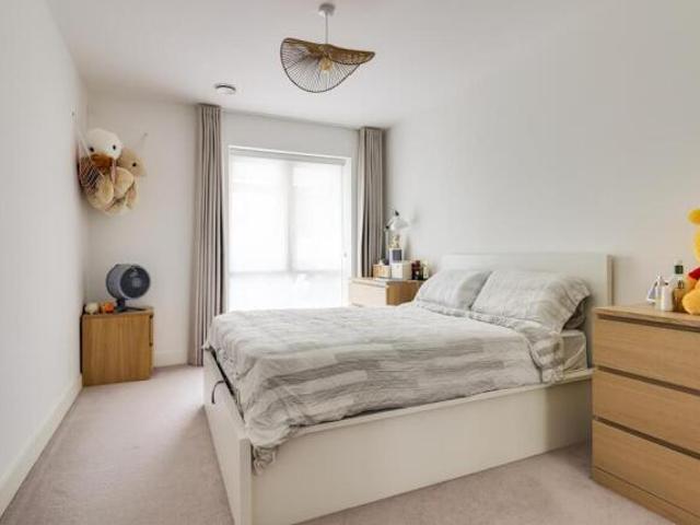 Apartment for sale in Arbury, Cambridgeshire