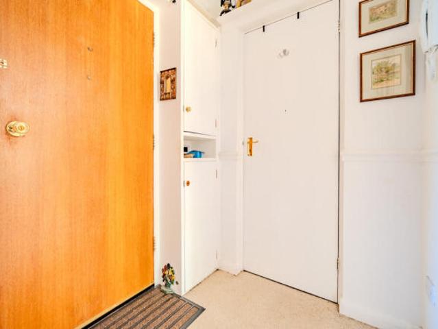 Apartment for sale in Eastbourne, East Sussex