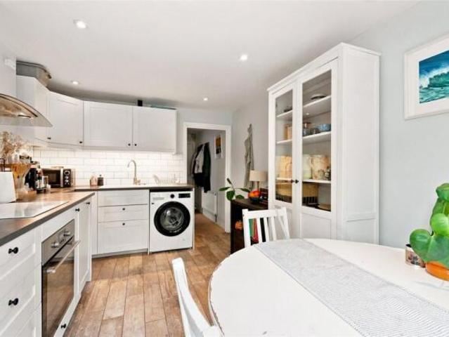 Apartment for sale in Peckham, Greater London