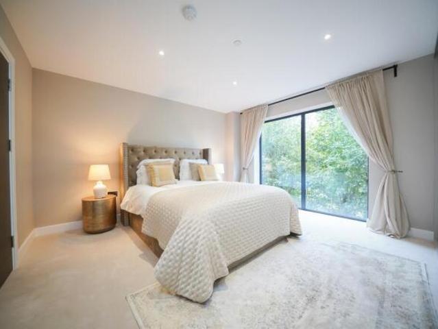Apartment for sale in West Midlands