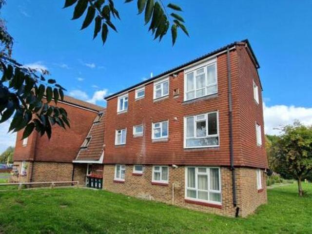 House for sale in Bewbush, Crawley