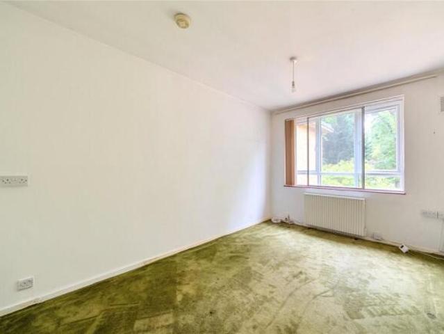 Apartment for sale in West Ham, Greater London
