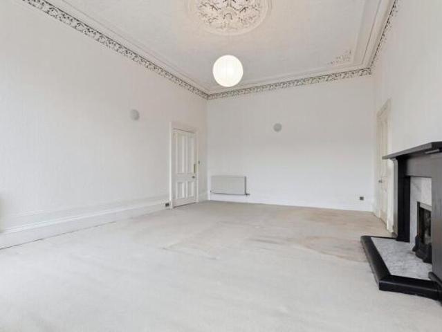 Apartment for sale in Dowanhill, Scotland