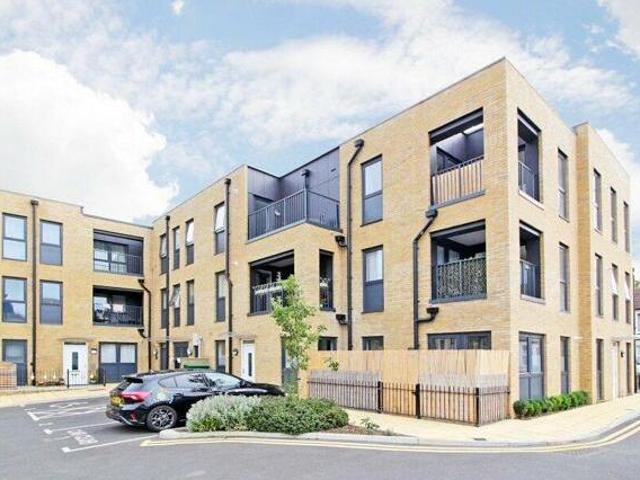 House for sale in Surrey