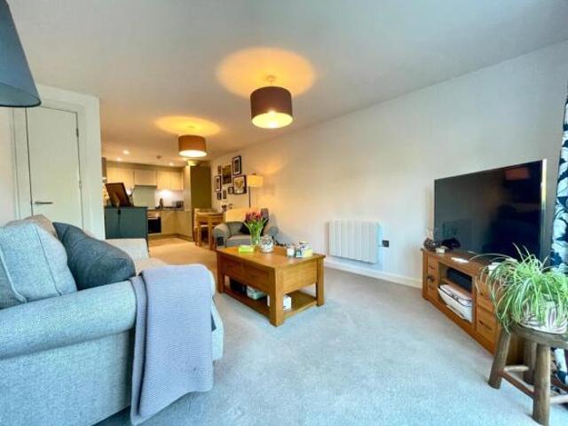 Apartment for sale in Monkston Park, Milton Keynes