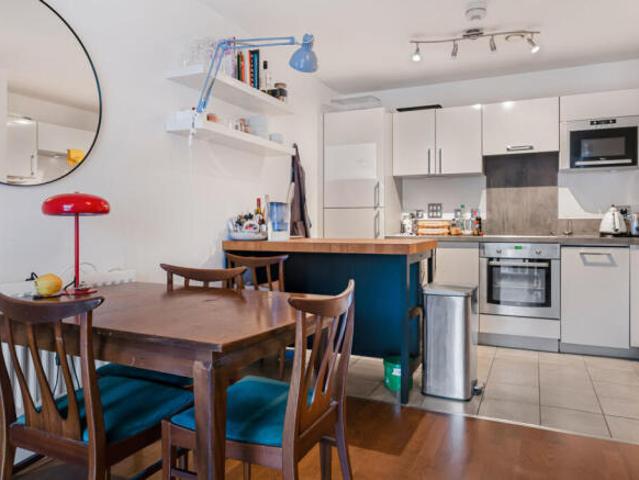 Apartment for sale in Cat Hill
