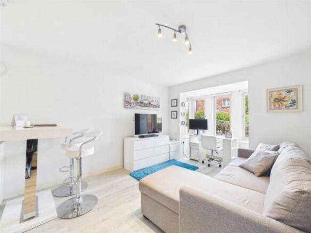 Apartment for sale in Worcestershire