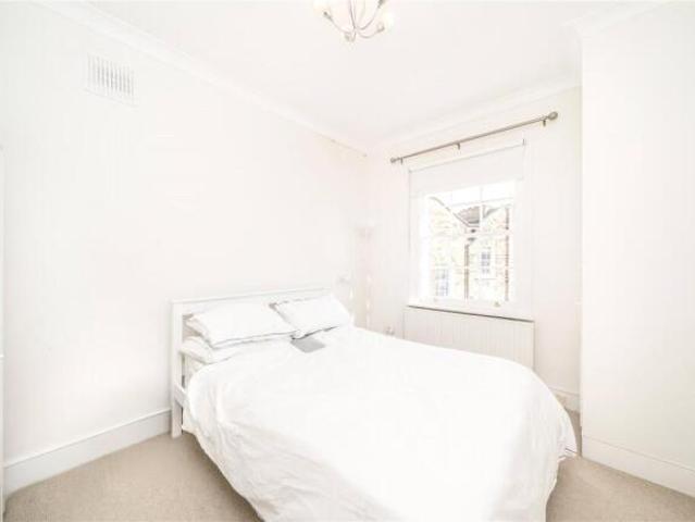 Apartment for sale in Islington, Greater London