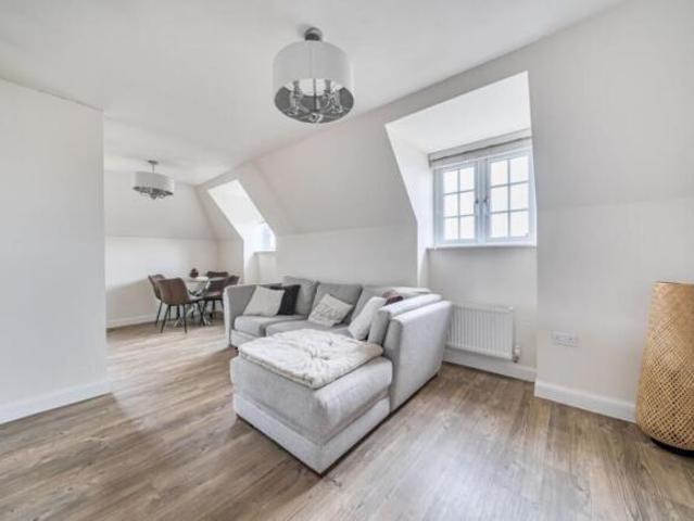 Apartment for sale in Bedford