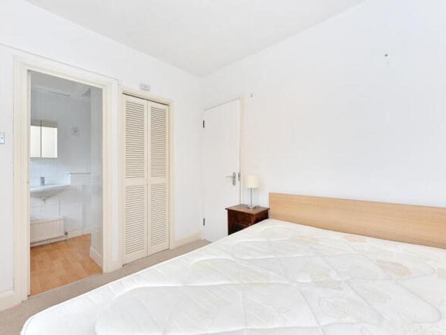 Apartment for sale in Cat Hill