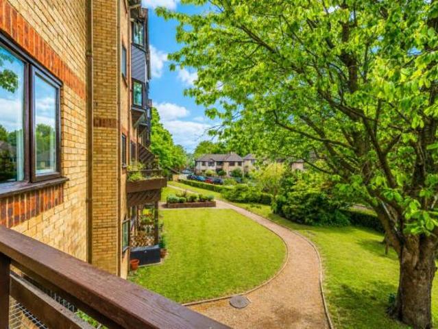 Apartment for sale in St Albans, Five Acres