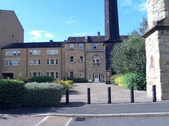 House for sale in Dewsbury, West Yorkshire