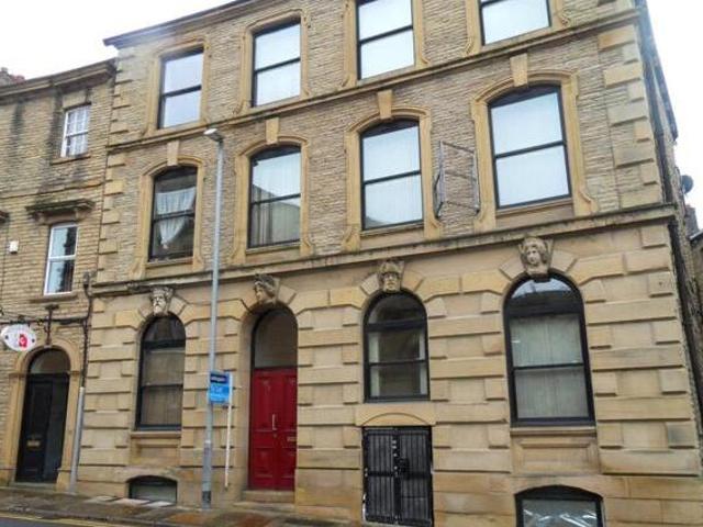 House for sale in Eightlands, Dewsbury